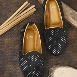 STEFENS Boys Textured Slip-On Sneakers-28