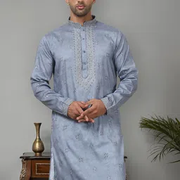 Jompers Men Geometric Embroidered Sequinned Kurta-picture-15