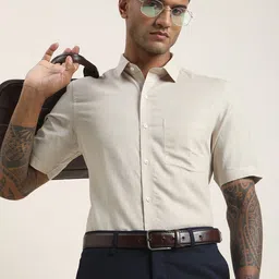 Turtle Men Standard Fit Solid Spread Collar Formal Shirt-image-93