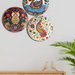 THE QUIRKY HOME 3Pcs White & Red Folk Art Designs Printed Ceramic Decorative Wall Decors-16
