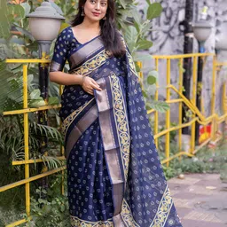 DIVASTRI Floral Zari Saree-picture-14