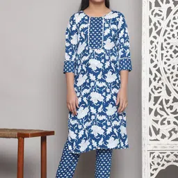 A TO Z CART Girls Floral Printed Regular Kurti with Trousers Kurta Sets-image-30