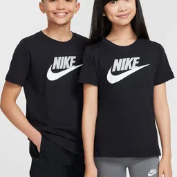 Nike Sportswear Older Kids' T-Shirt-image-78