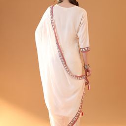 Tulsattva Ethnic Motifs Printed Three-Quarter Sleeves Regular Kurta & Trouser With Dupatta image 5