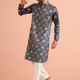 KISAH Men Quirky Thread Work Kurta image 3