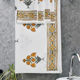 Myntra Elegant Homes Yellow & White 5 Piece Printed Cotton 210 GSM Towel Set-image-25
