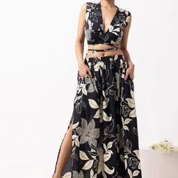 THE INDIAN CAUSE Libas Printed Pure Cotton Top With Skirt Co-Ords-image-14
