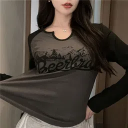 StyleCast x Revolte Colourblocked Extended Sleeves Top-picture-3