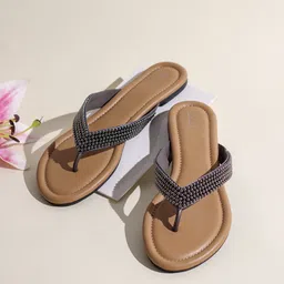 Inc 5 Women Embellished Ethnic T-Strap Flats-image-33