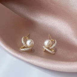 FIMBUL Heart Shaped Studs Earrings-picture-46