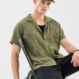 Snitch Boxy Floral Embroidered Short Sleeves Shirt-picture-7