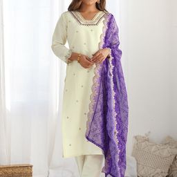 SANISA Women Ethnic Motifs Embroidered Regular Sequinned Kurta with Trousers & With Dupatta-21