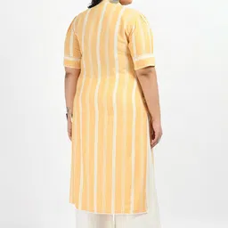 prettyplus by desinoor.com PrettyPlus by Desinoor com Plus Size Striped Band Collar Kurta image 5