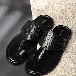 LOUIS STITCH Men Ethnic Kolhapuri Style Lightweight Leather Comfort Sandals-picture-3