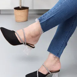 The arwah Women Black Heels-picture-46