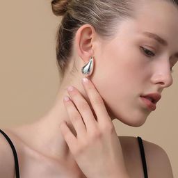 Celestria korean Set Of 2 Teardrop Shaped Studs image 5