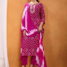 Moda Rapido Women Geometric Printed Kurta with Pyjama & Dupatta-11