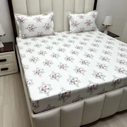 Pure Decor White And Pink Floral Printed 220 TC Queen Bedsheet Set 2.28 m x 2.54 m-image-77