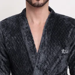 klotthe Men Grey Self Design Wool Bath Robe With Belt image 2