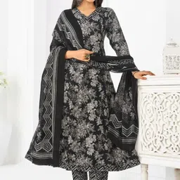 Larqi Floral Printed Regular Patchwork Pure Cotton V-Neck Kurta With Trousers & Dupatta-picture-7