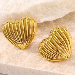 DressBerry Heart Shaped Studs Earrings-image-59