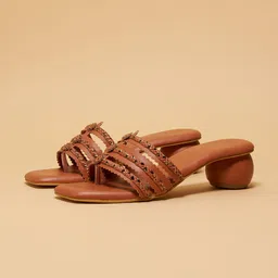 ERIDANI Textured Ethnic Block Sandals-picture-52