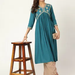 Ashlee Women Embroidered Kurta-image-20