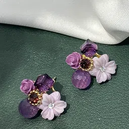 KRENOZ Gold-Plated Artificial Stones Studded And Beaded Floral Shaped Studs-18