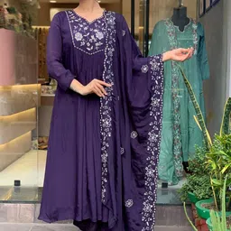 CaniBani Women Silk Blend Embroidered Kurta Sets-image-23