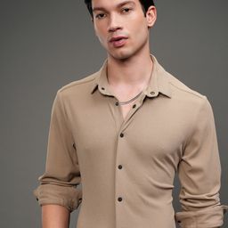 HIGHLANDER Men Slim Fit Cutaway Collar Textured Casual Shirt-image-63