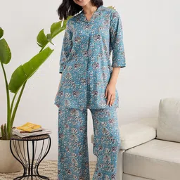 July Women Pure Cotton Lapel Collar Printed Night suit-picture-3