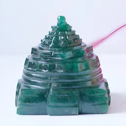 Zhupuk Green Figurine Showpiece-12