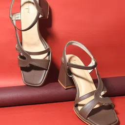 Looper Embellished Block Sandals-29