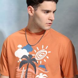 HIGHLANDER Men Printed V-Neck Applique T-shirt-image-10