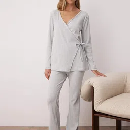 Trendyol V-Neck Top & Lounge Pants-picture-11