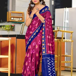 KALINI Geometric Printed Ikat Saree-30