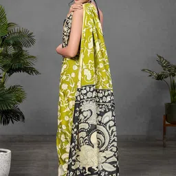 KALINI Ajrak Block Block Print Saree image 4