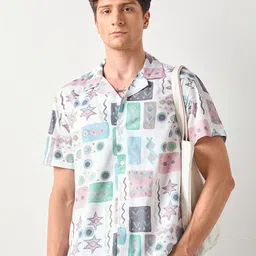 Red Flame Men Cuban Collar Geometric Printed Casual Shirt-image-5