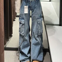 StyleCast x Revolte Women Regular Fit Mid-Rise Light Fade Jeans-picture-22