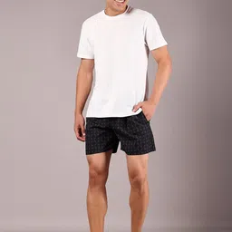 V-Mart Men Geometric Printed Regular Shorts image 4