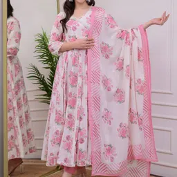 Kiana House Of Fashion Floral Printed V-Neck Raw Silk Kurta With Trousers And Dupatta-picture-26