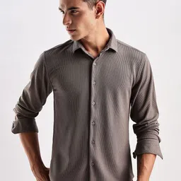 THE BEETEL HOUSE Standard Striped Spread Collar Shirt-picture-29