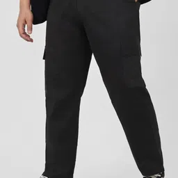 Urbano Plus Men Black Regular Fit Solid Cargo Chino Pant with 6 Pockets Stretchable-image-61