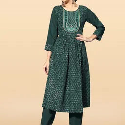 Anouk Rustic Women Floral Printed Embroidered Kurta with Trousers Set-picture-4