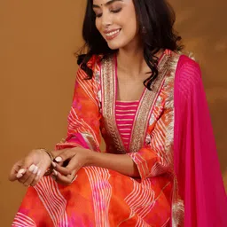 House of Pataudi Leheriya Printed A-Line Kurta With Trouser & Dupatta image 5