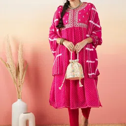 Sangria Pink Leheriya Printed A-Line Kurta With Trouser & Dupatta image 2