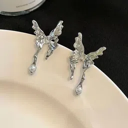 FIMBUL Silver-Plated Pearls Beaded Animal Shaped Drop Earrings-image-50
