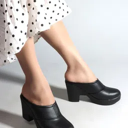 Try Me Block Pumps image 3