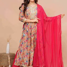 MissKurti Women Floral Printed Regular Gotta Patti Pure Cotton Kurta with Trousers & With Dupatta-44