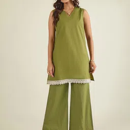 WineRed Lace Detailed Tunic & Trousers Co-Ord Set-image-67